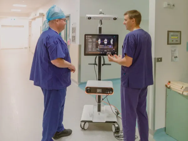 Orthopaedic surgeons